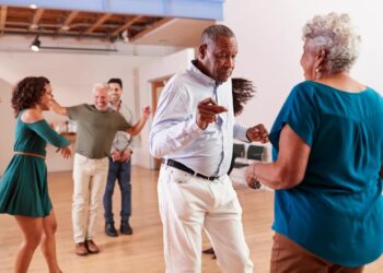 10 Benefits of Dance Exercise for Seniors + How to Start – Because Market